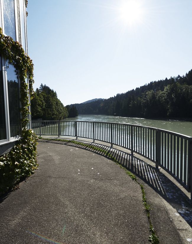 Aussicht auf dem Lech vom Infozentrum am Kraftwerk in Roßhaupten